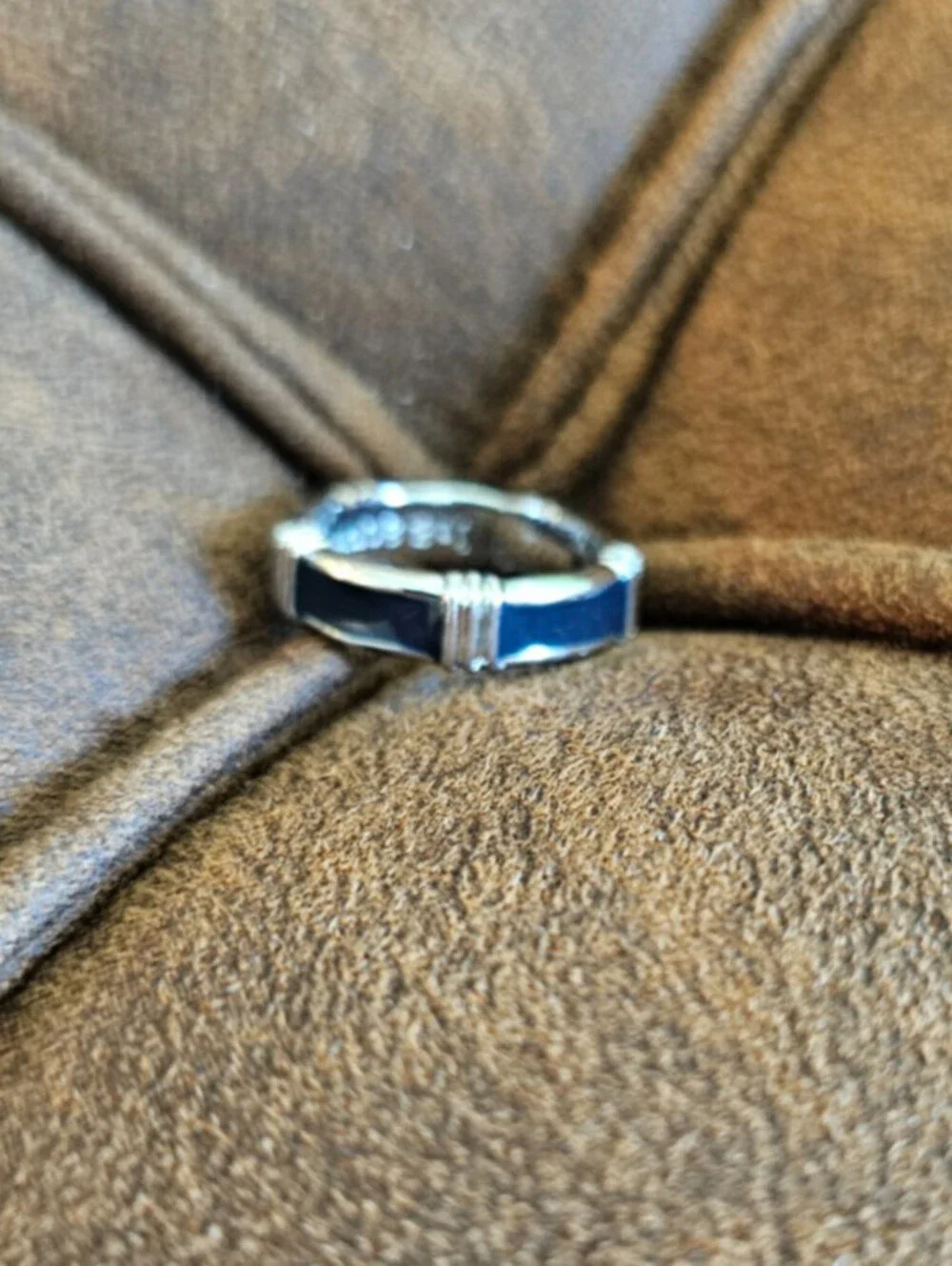 Vintage Lia Sophia Womens Sz 5 Enamel Ring Silver Tone w/ Dark Blue
